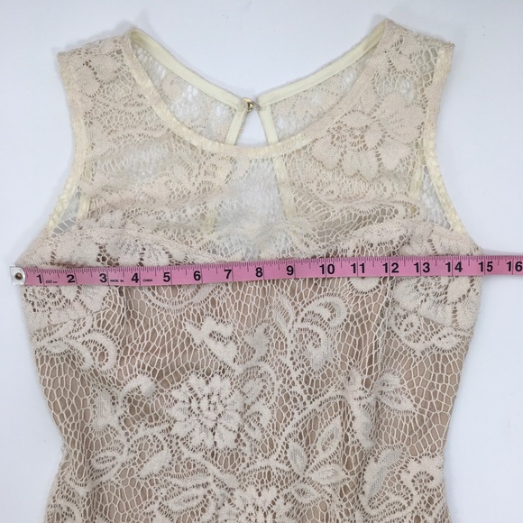 Maria Bonita | Ivory Nude Sleeveless Lace Dress - Picture 4 of 8
